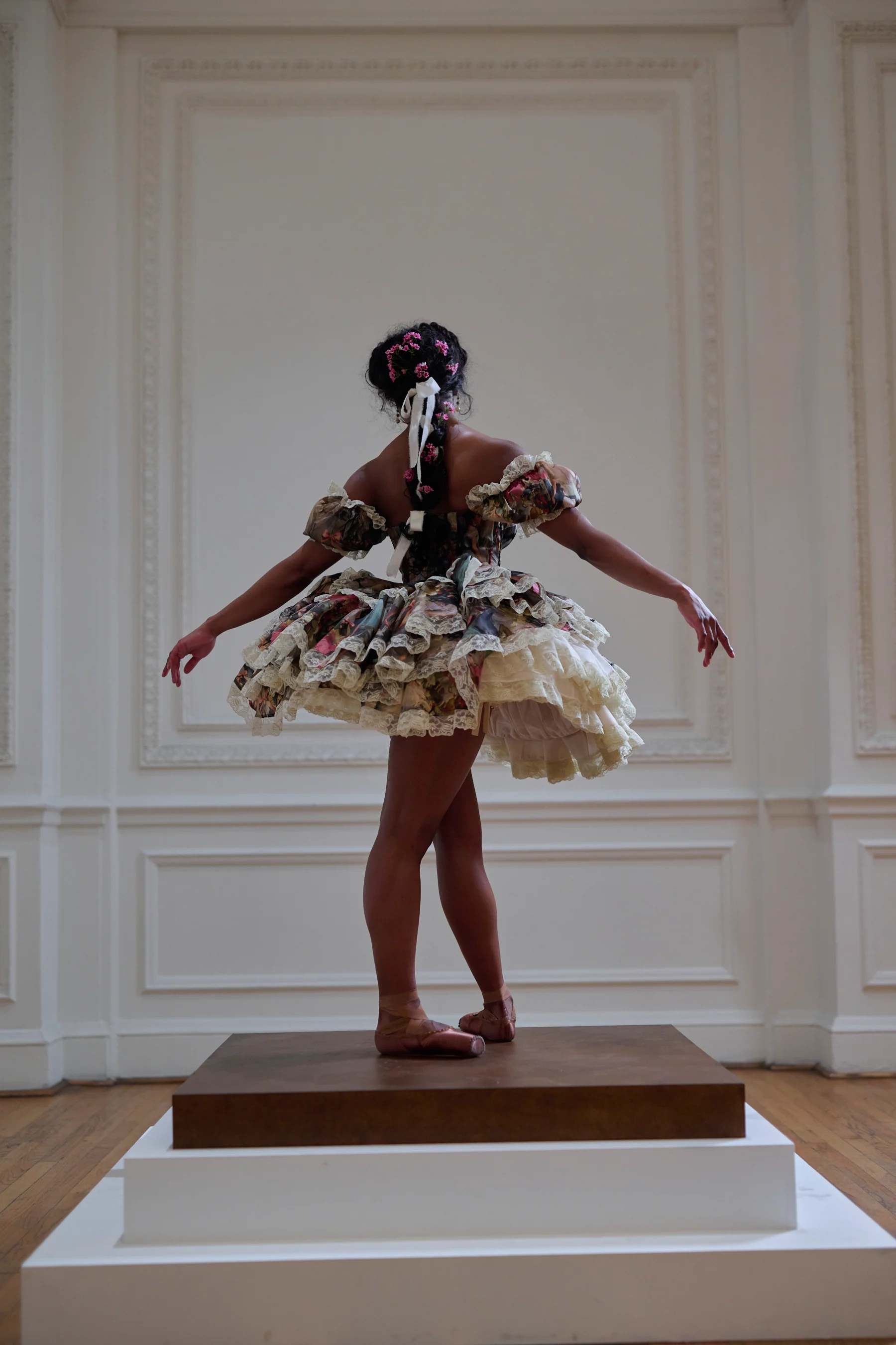 En Pointe Degas Tutu - Image 13