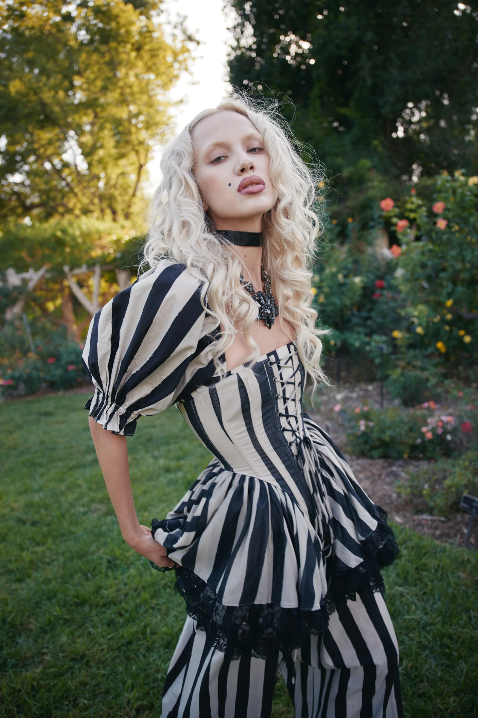 The Buccaneer Victorian Corset - Image 10