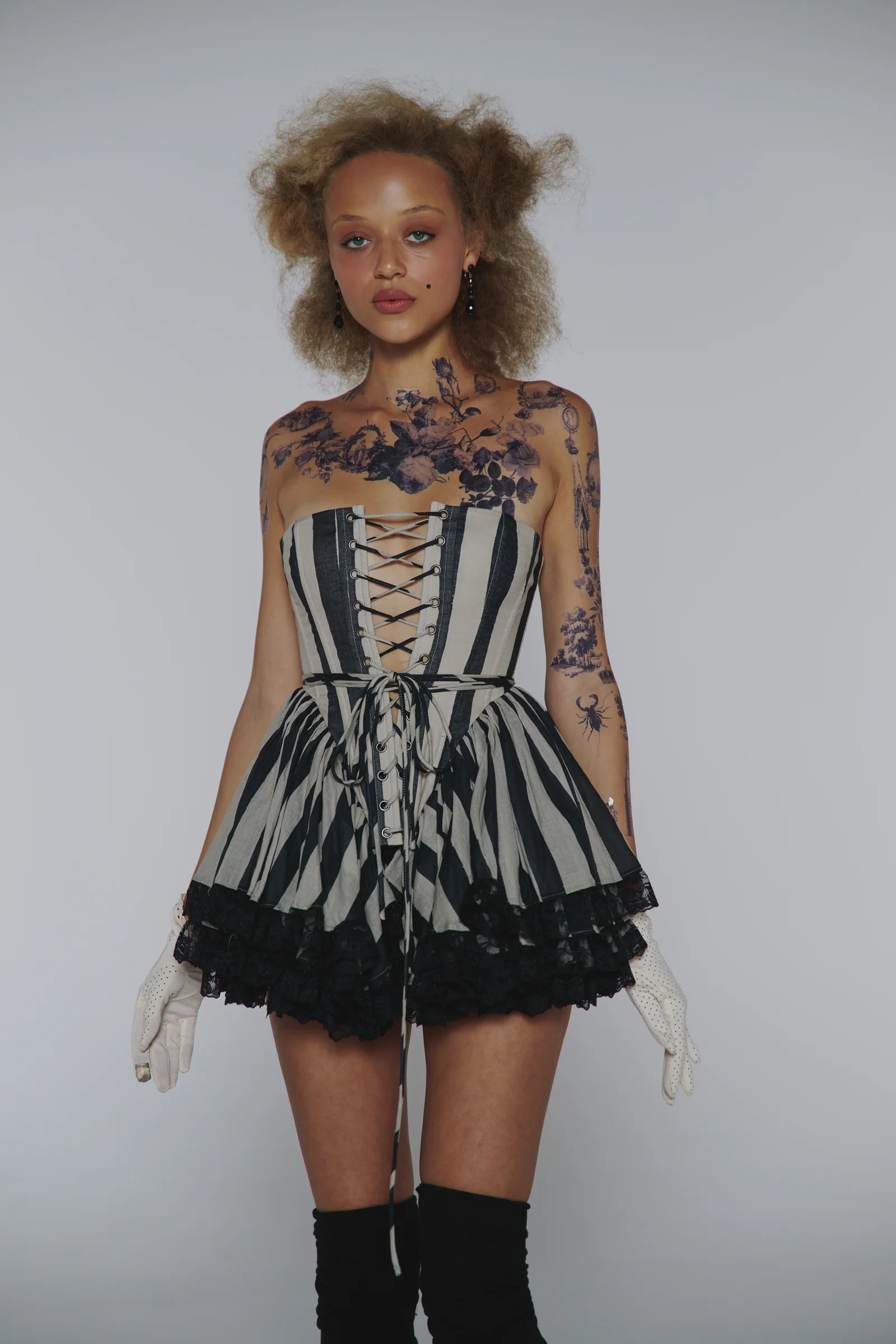 The Buccaneer Victorian Corset - Image 8