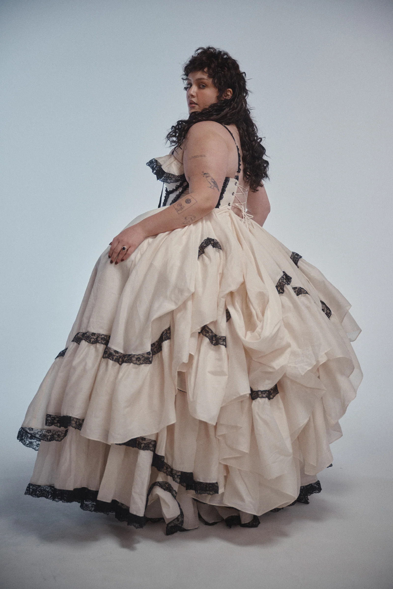 The Cabaret For Lovers Gown - Image 6