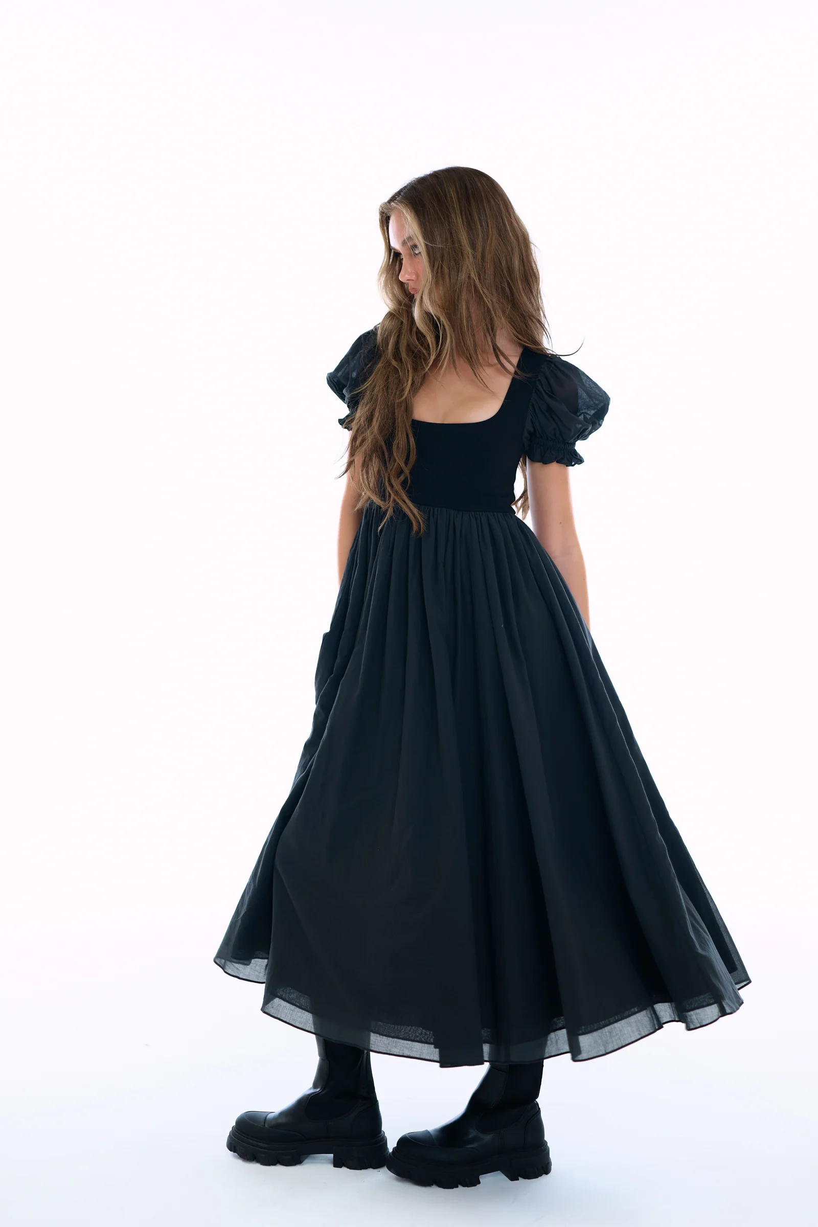 The Caviar French Heiress Dress - Image 10
