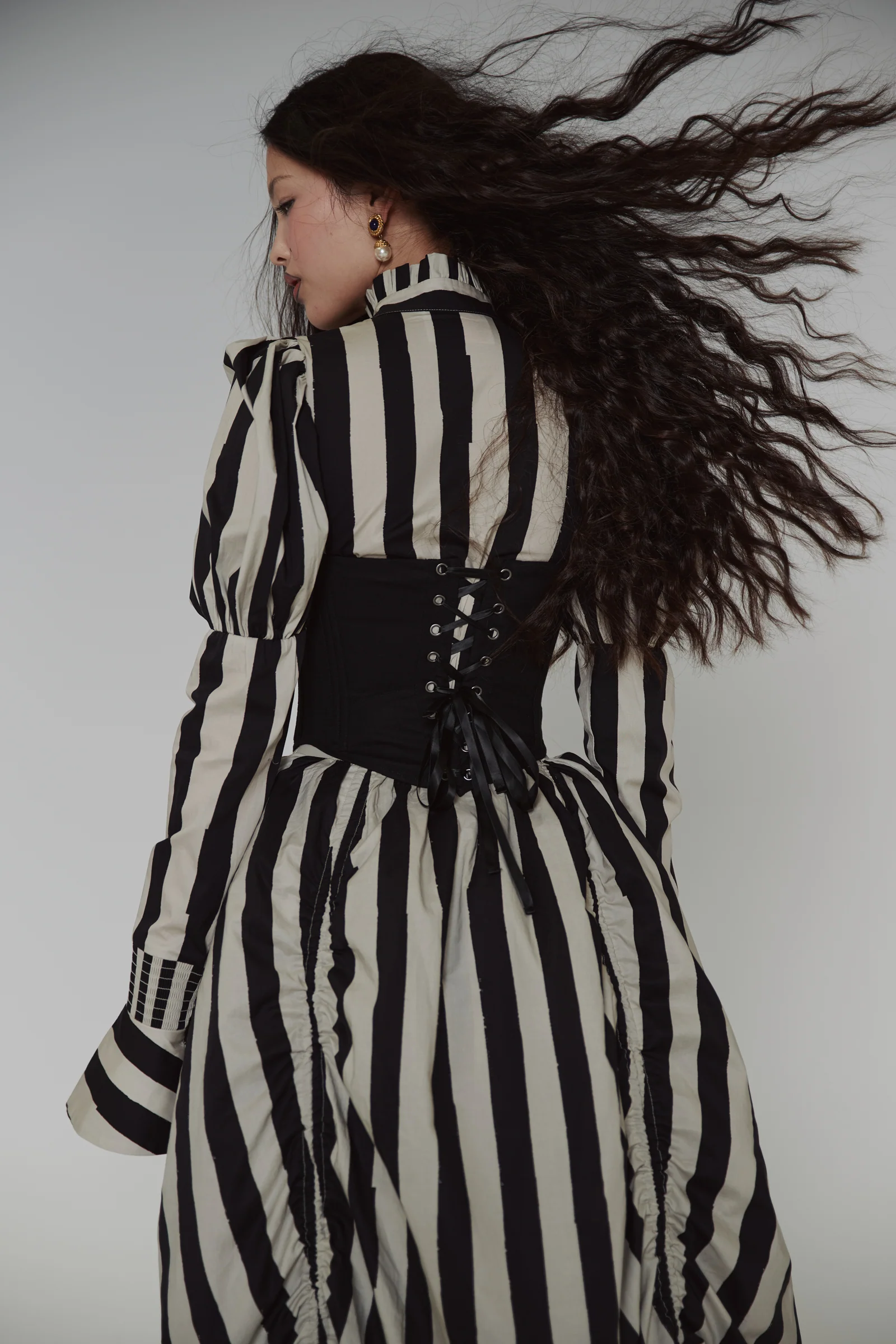 The Caviar Versailles Corset - Image 8