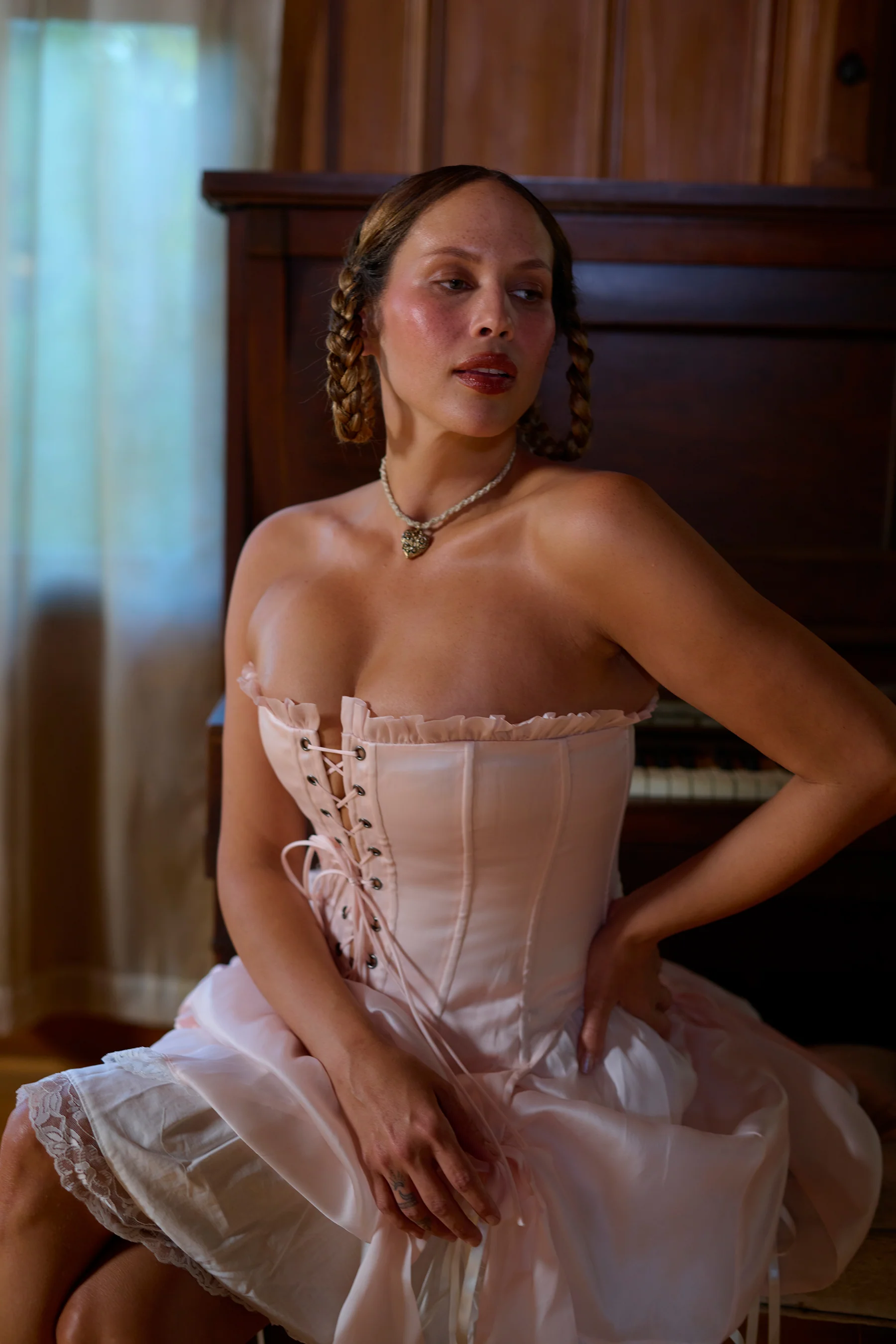 The Confection A La Mode Corset - Image 14