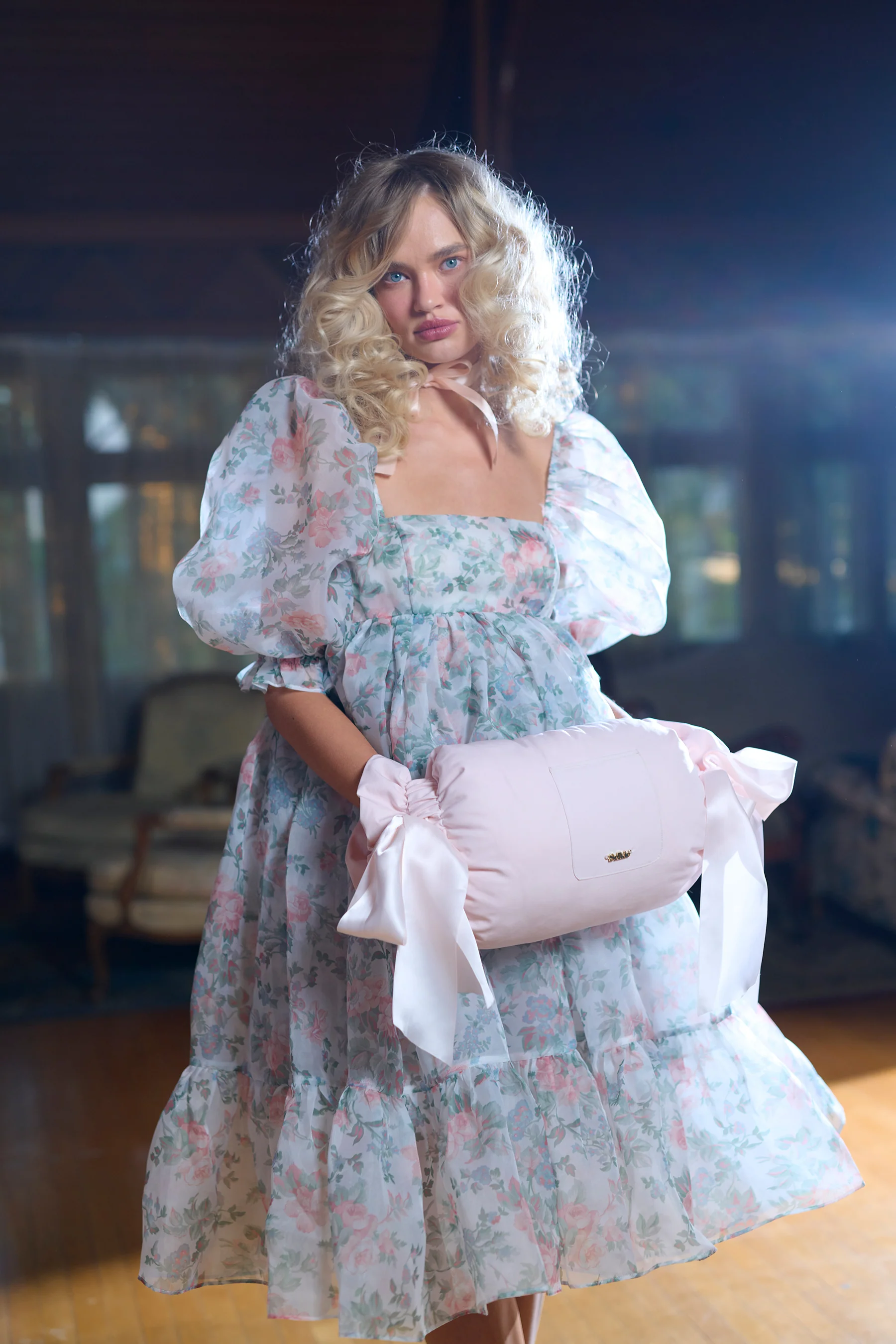 The Confection Muff Purse - Image 11