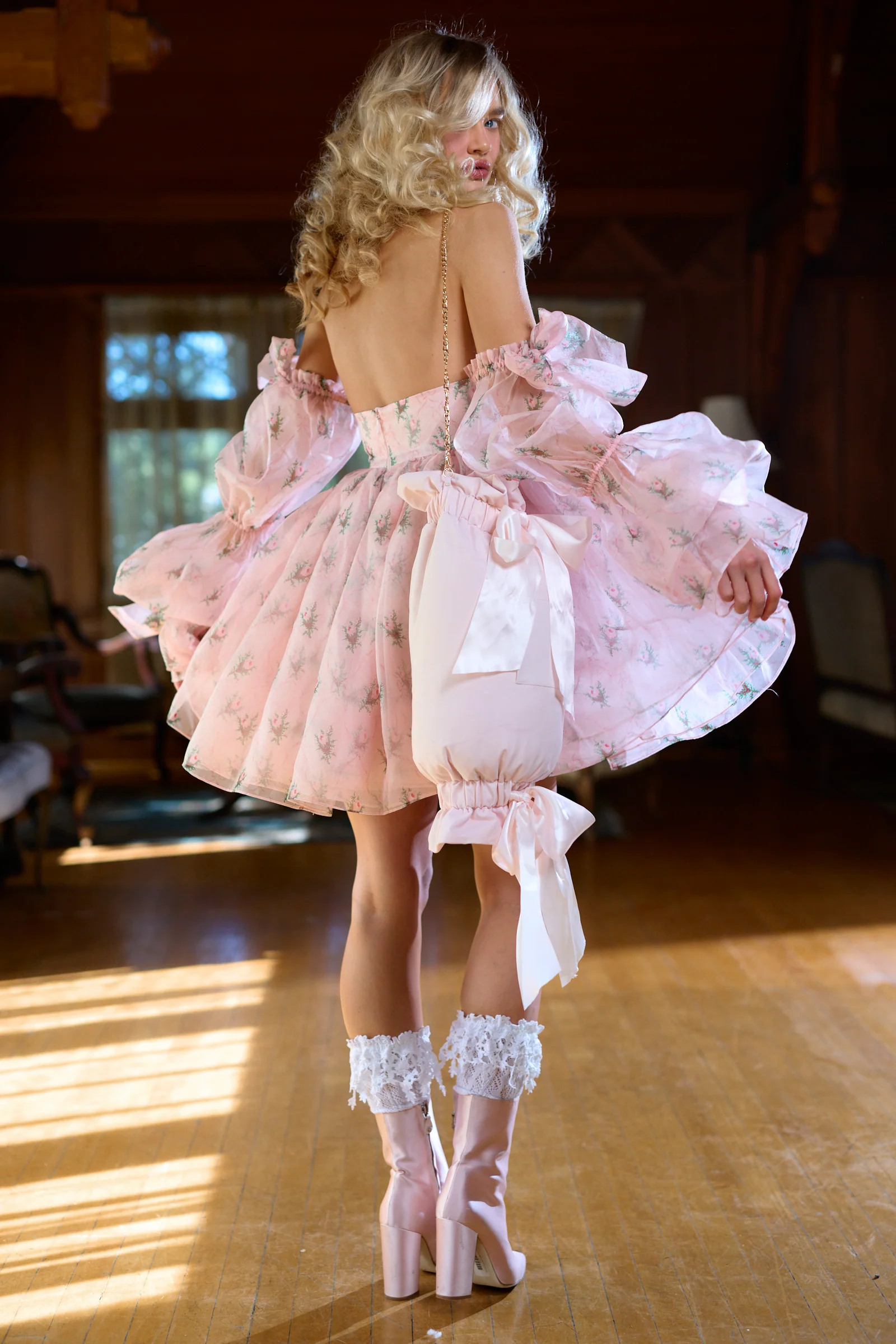 The Confection Muff Purse - Image 9