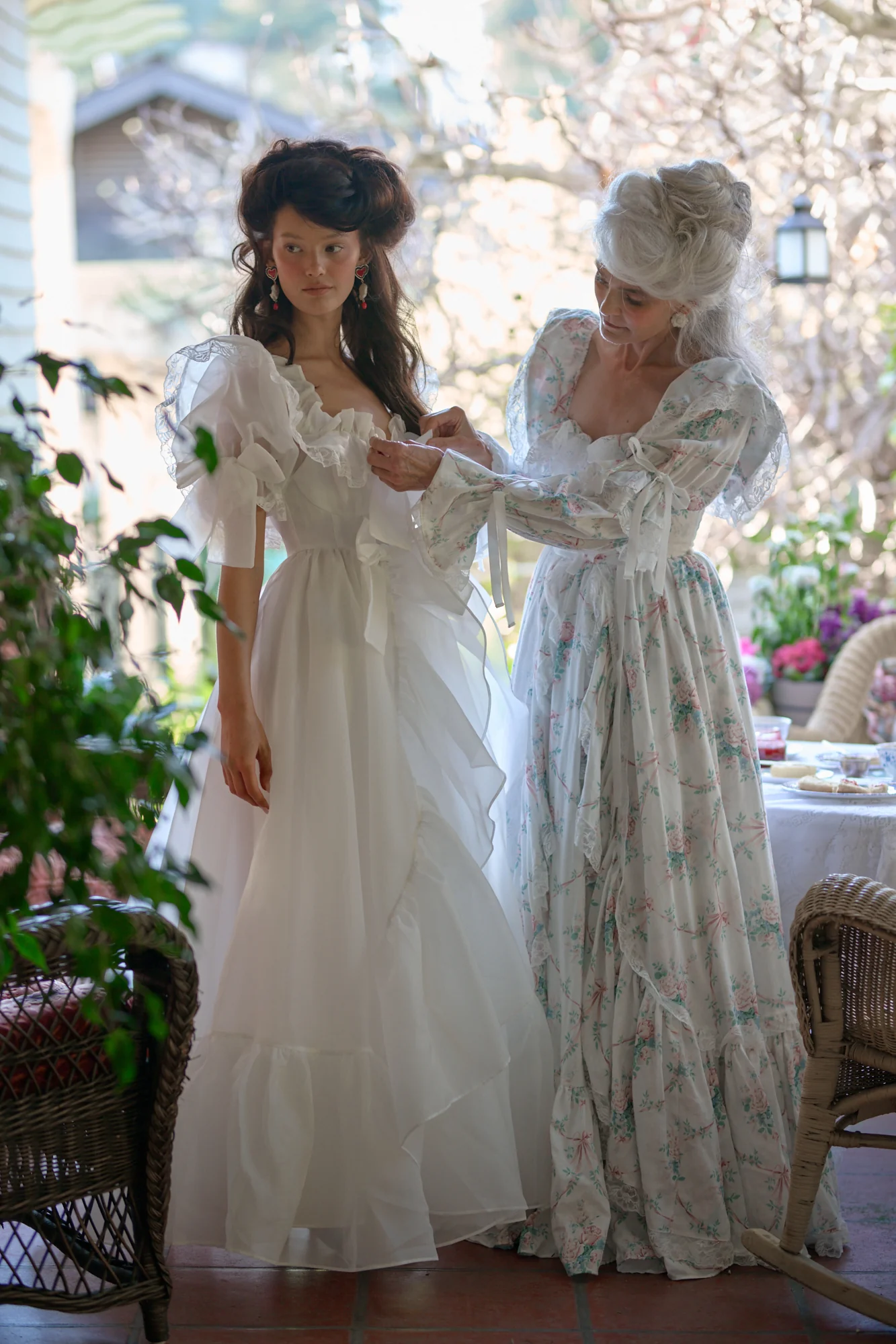 The Ivory Carriage Gown - Image 11