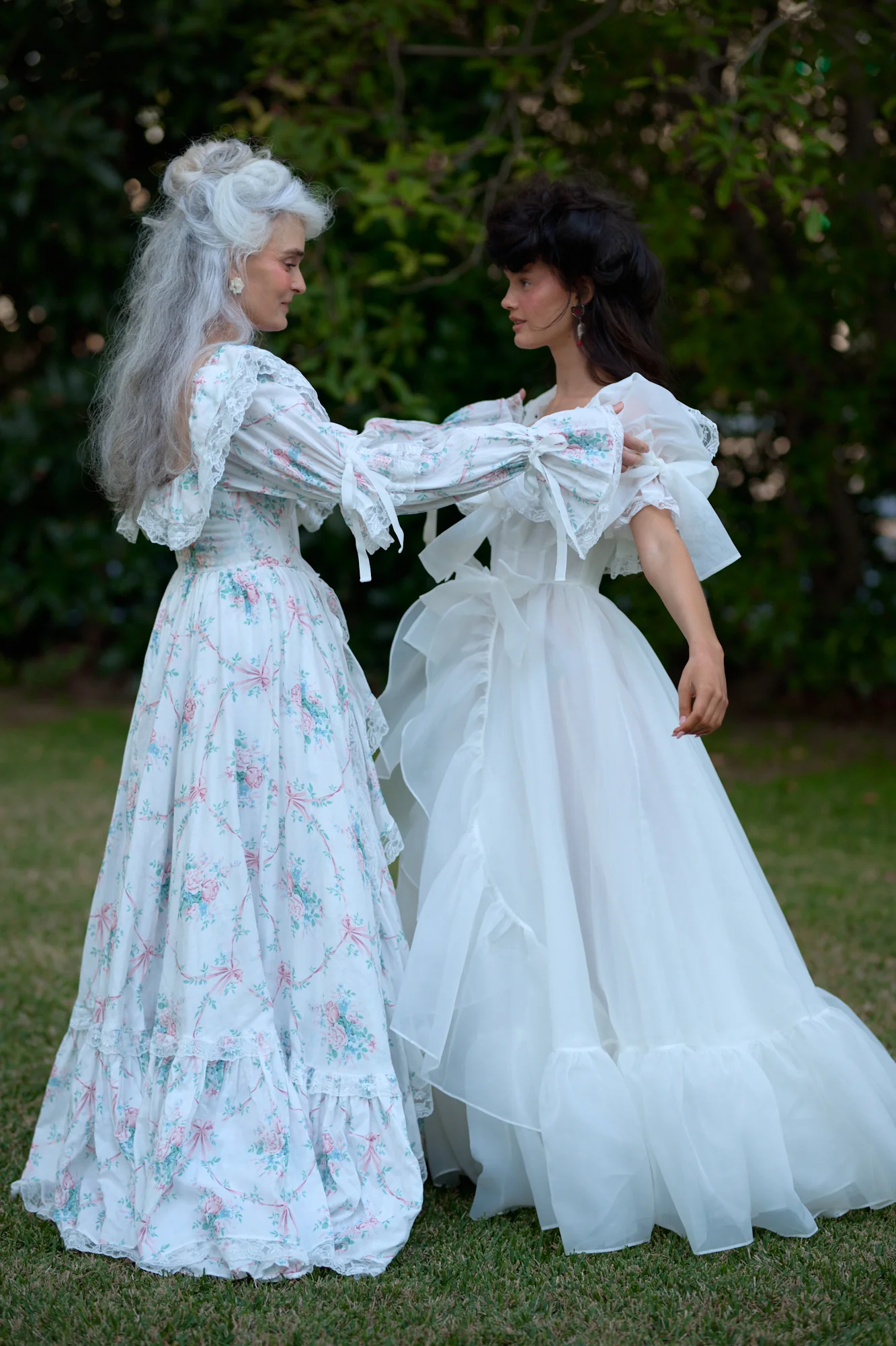 The Ivory Carriage Gown - Image 6