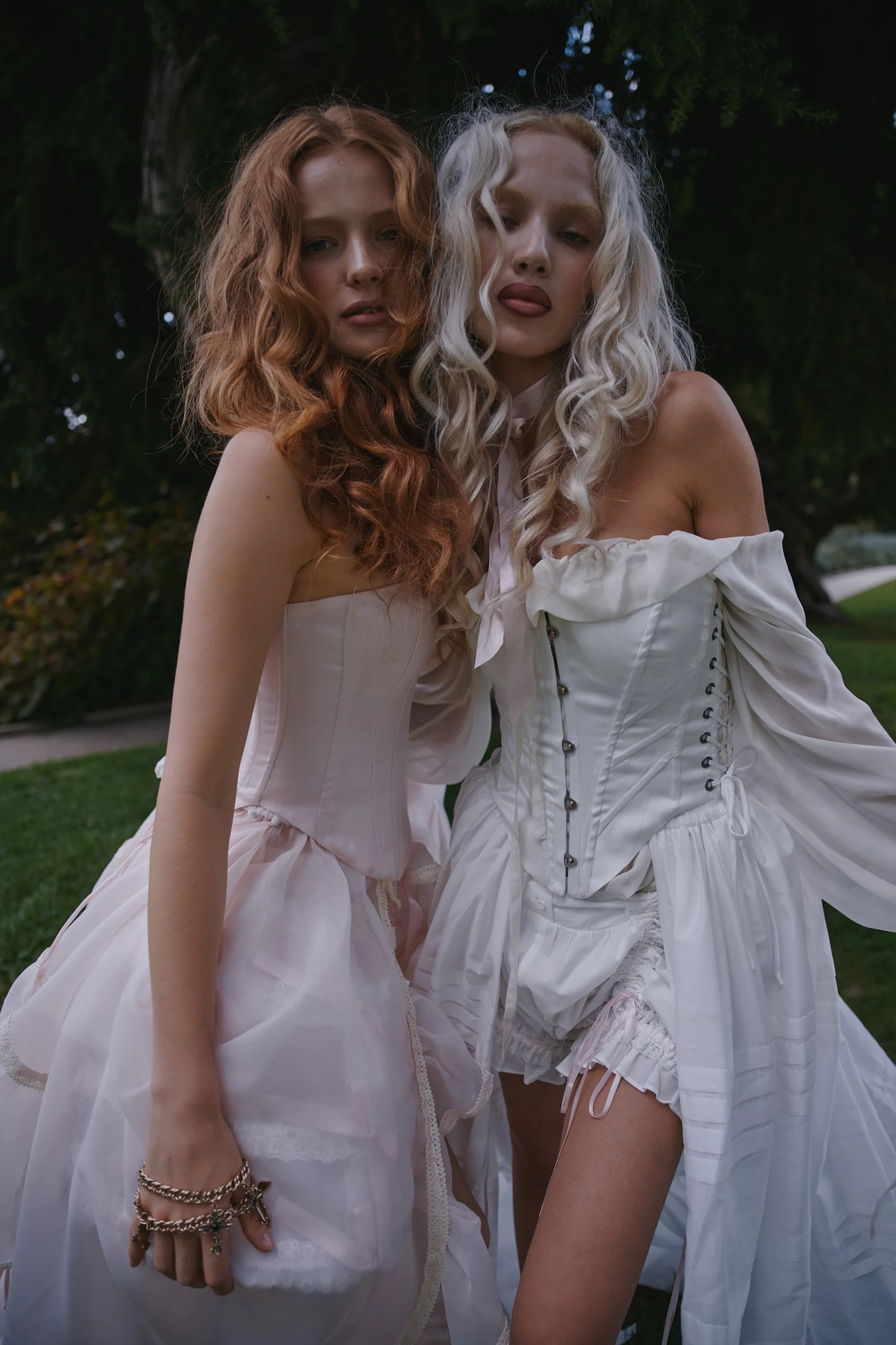 The Silk Vanilla Lagoon Corset - Image 18