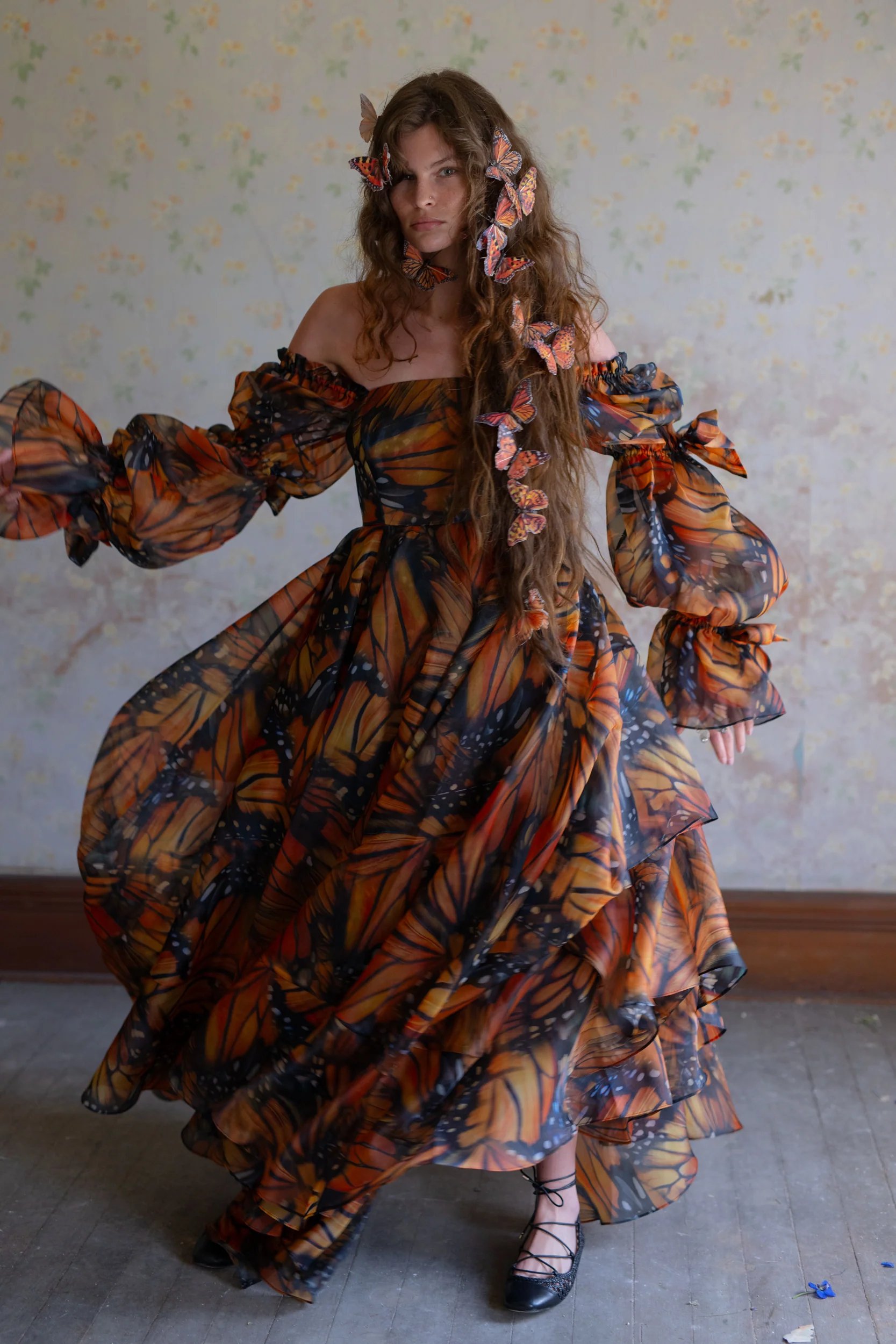 The Monarchy Capulet Gown - Image 15