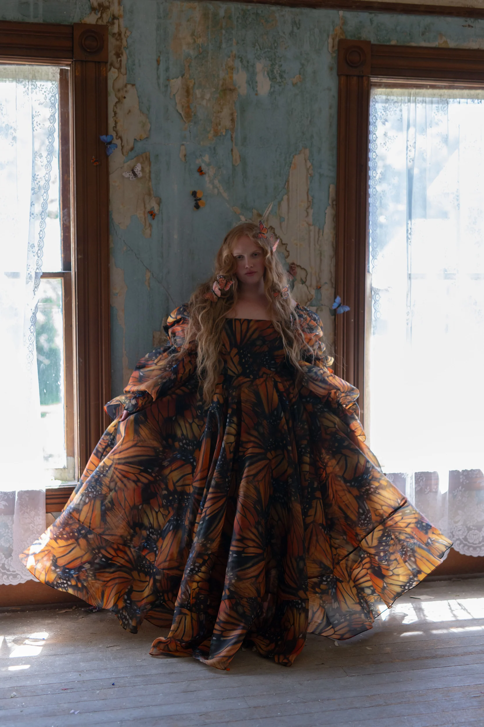 The Monarchy Capulet Gown - Image 19