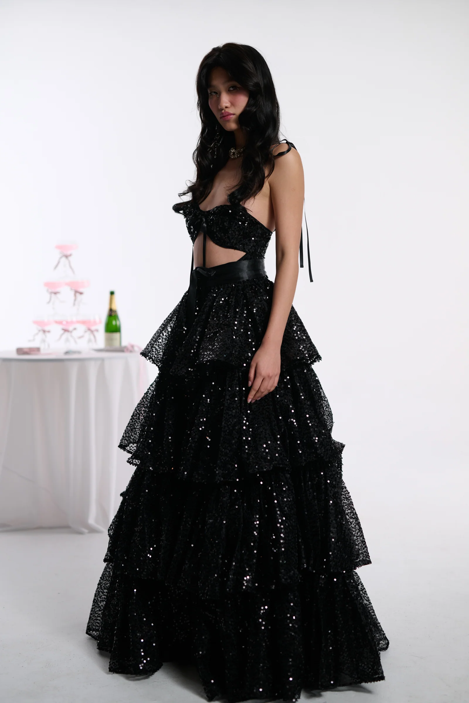 The Onyx Champagne Set - Image 4