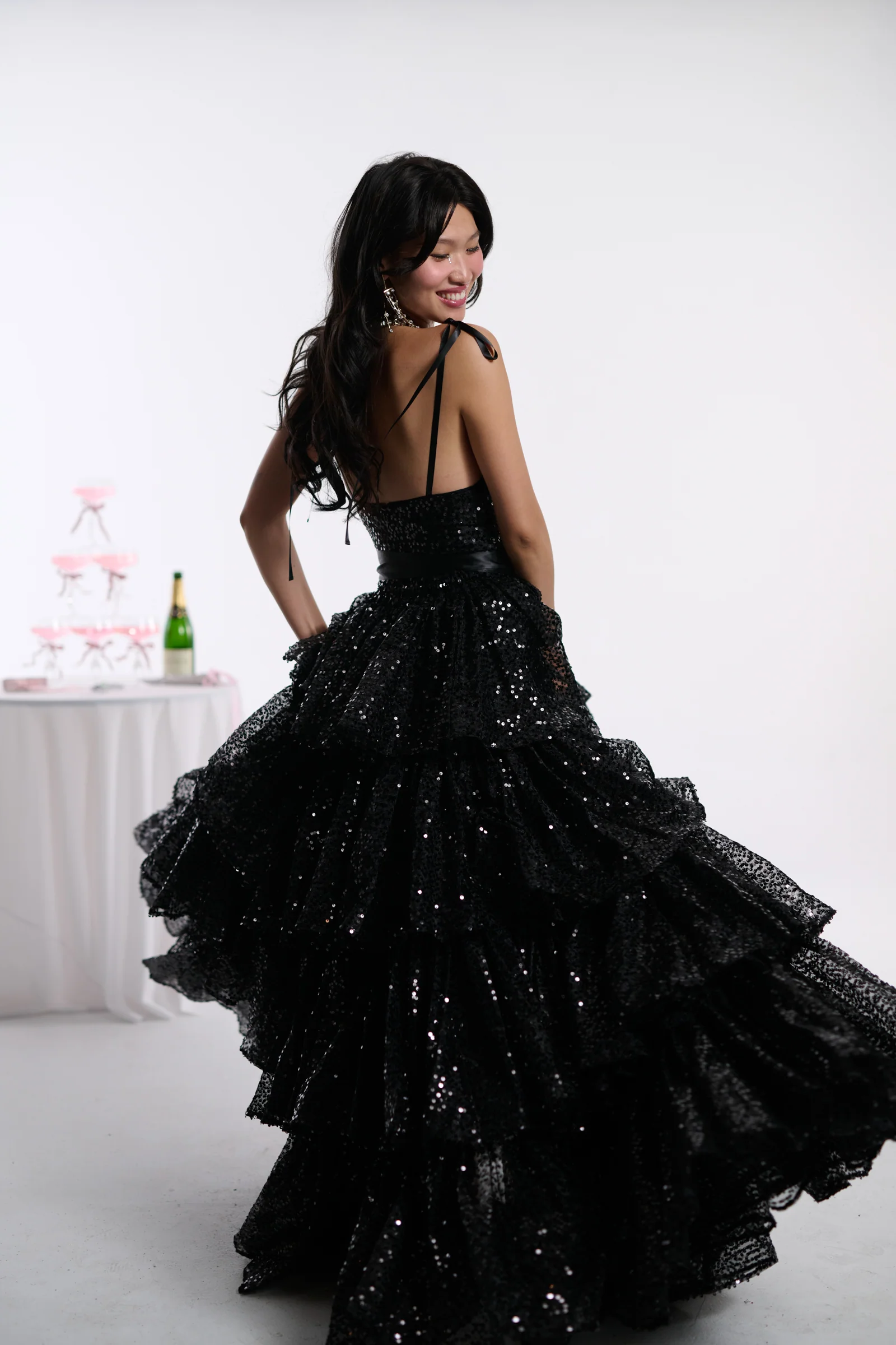 The Onyx Champagne Set - Image 6