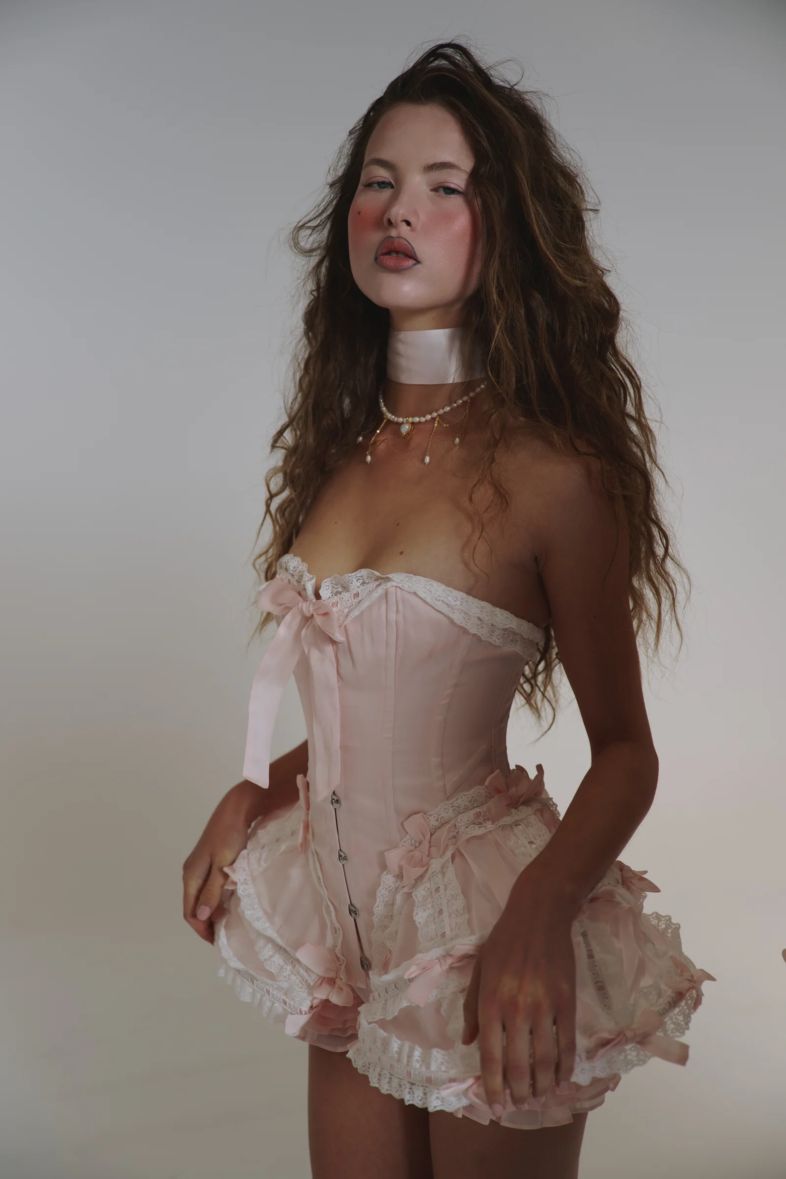 The Silk Satin Powder Gossamer Corset - Image 5
