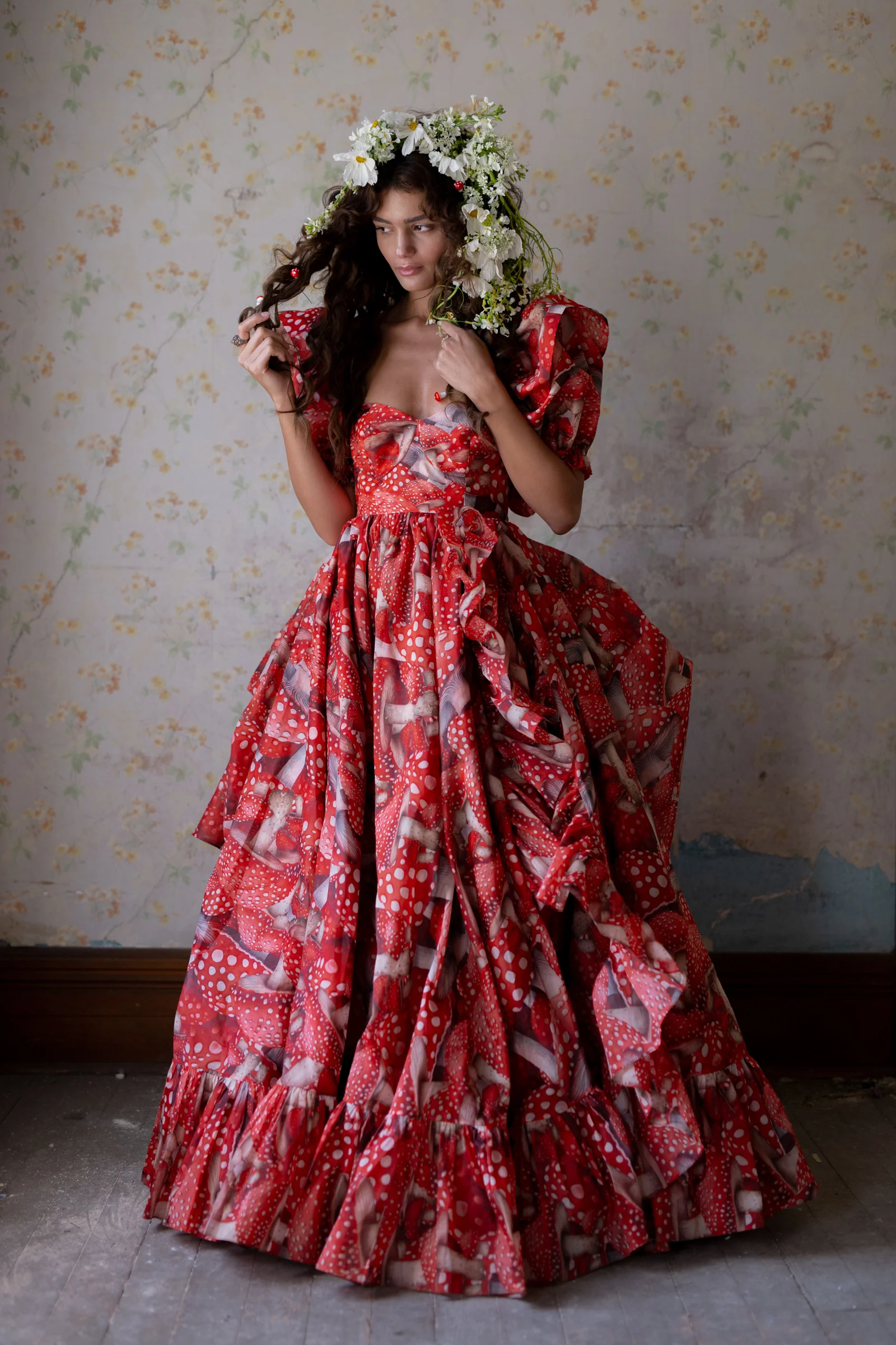 The Toadstool In Bloom Bridal Gown - Image 13