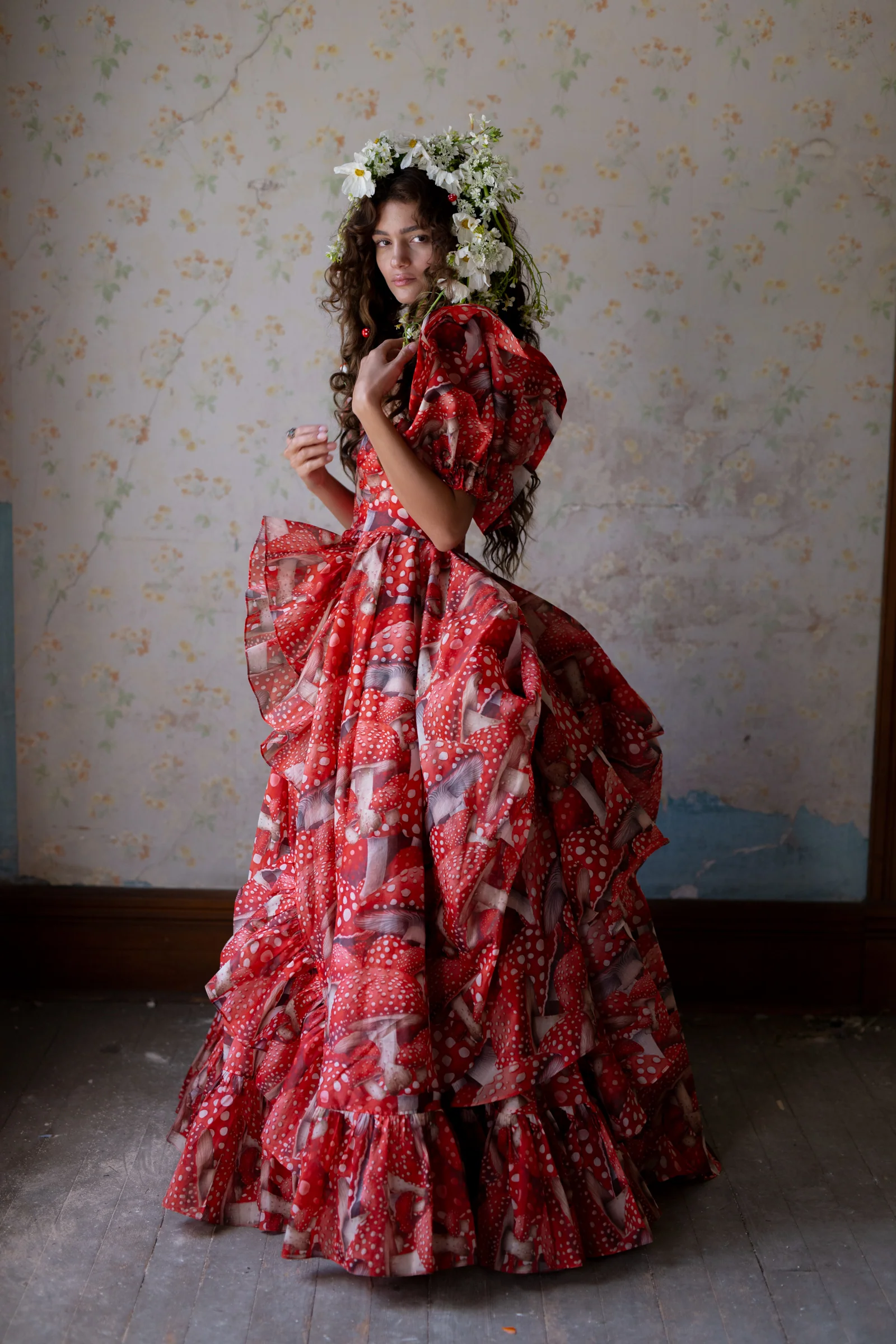 The Toadstool In Bloom Bridal Gown - Image 6